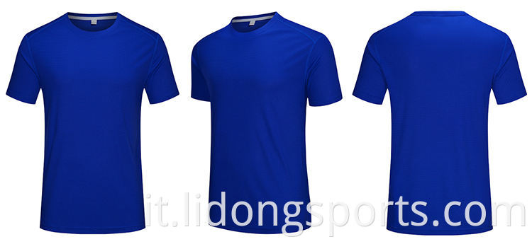 T-shirt da uomo in poliestere blu chiaro in poliestere all'ingrosso slim fit manica manica corta per uomo 2021